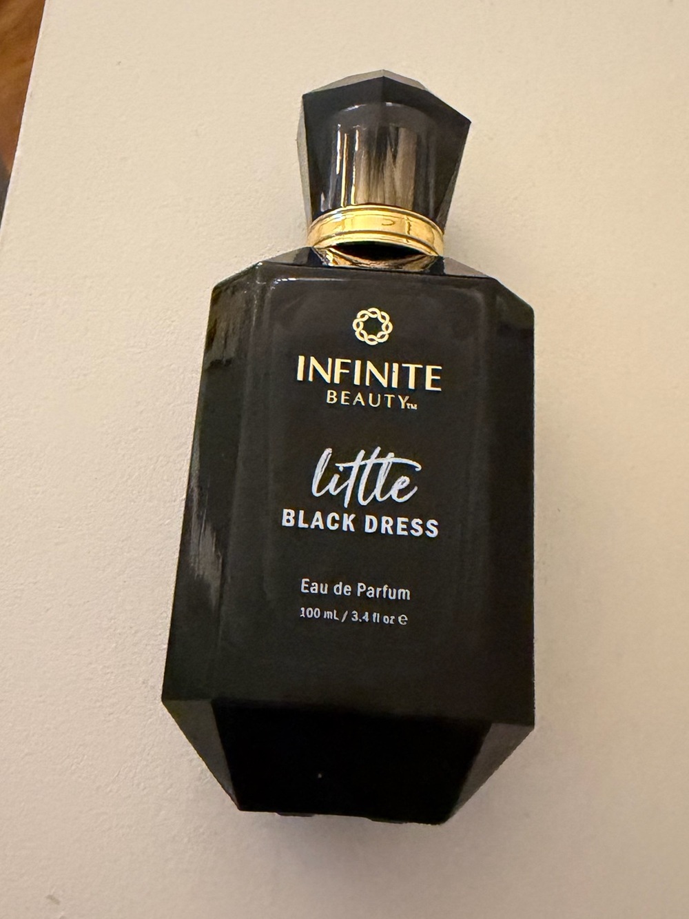 New”Infinite beauty,little black dress”parfum for ladies.(Full bottle,not used)🤍